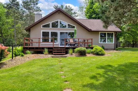 886 Norwich Ct, Nekoosa, WI 54457