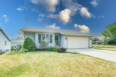 4405 Prairieview Dr, Madison, WI 53704