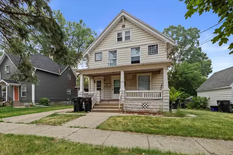 1219 Bluff St, Beloit, WI 53511