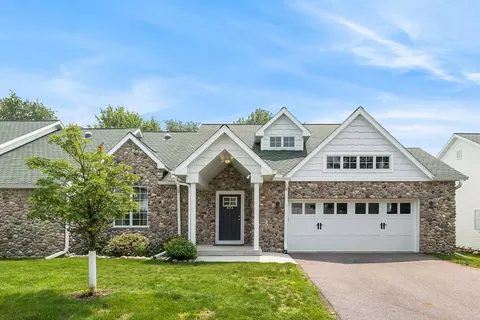 471 Golf Hill Ct, Green Lake, WI 54941