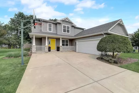415 Wakeman Cir, Lake Mills, WI 53551