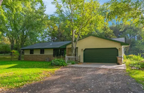6712 Red Stone Ln, Verona, WI 53593