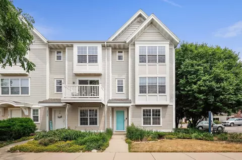 3747 Mammoth Trl, Madison, WI 53719