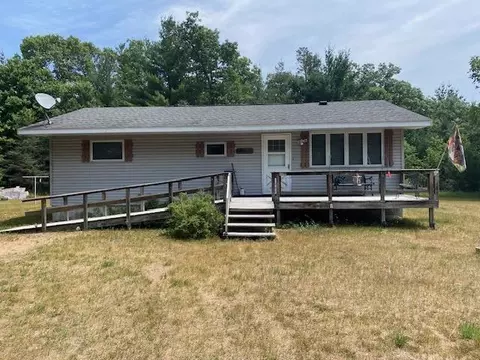 1828 10th Ave, Friendship, WI 53934