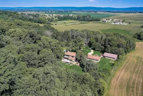 w13297 County Road J, Lodi, WI 53555