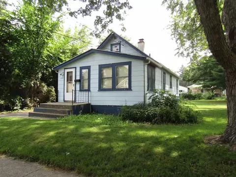 1327 Jerome Ave, Janesville, WI 53546