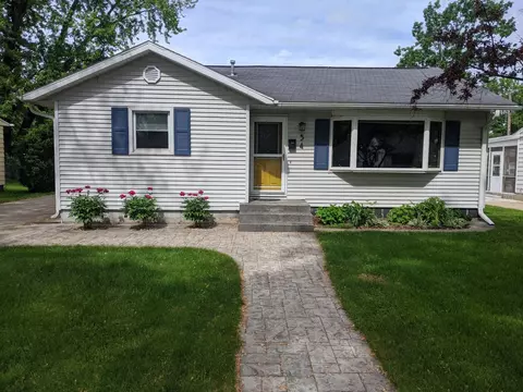 54 Schenk St, Madison, WI 53714