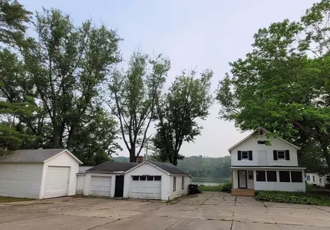 4565 N River Rd, Janesville, WI 53545