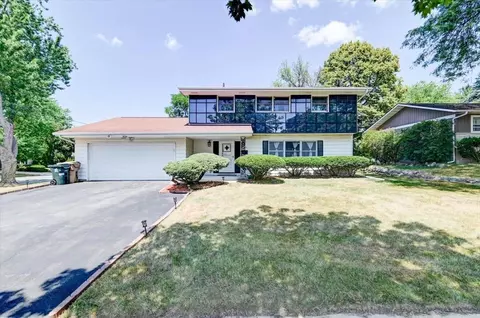 5002 Twin Oaks Dr, Madison, WI 53714