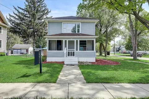 155 S Main St, Columbus, WI 53925