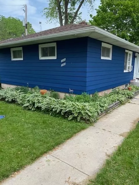 3846-3848 Clover Ln, Madison, WI 53714