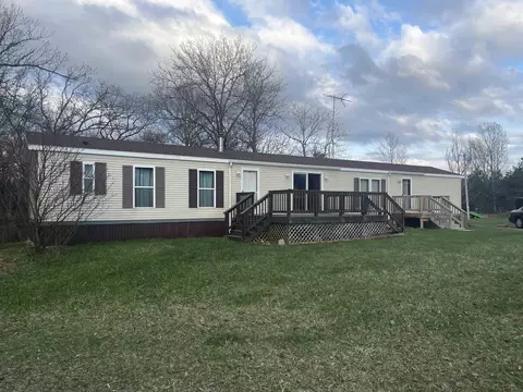 3810 5th Dr, Wisconsin Dells, WI 53965