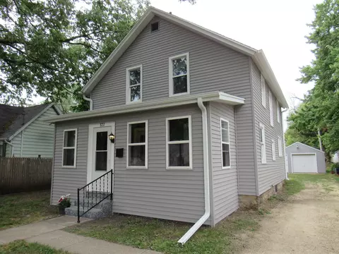 822 Cleveland St, Beloit, WI 53511