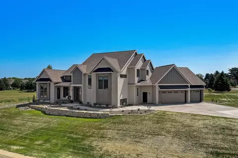 3172 Lymans Run, Sun Prairie, WI 53590