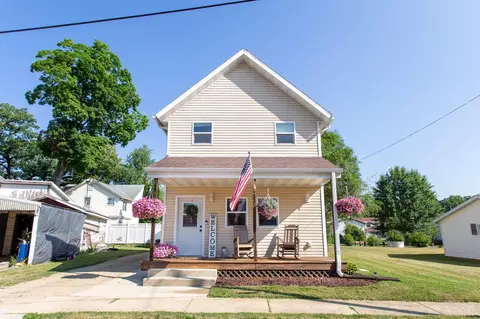 203 E Nichols St, Albany, WI 53502