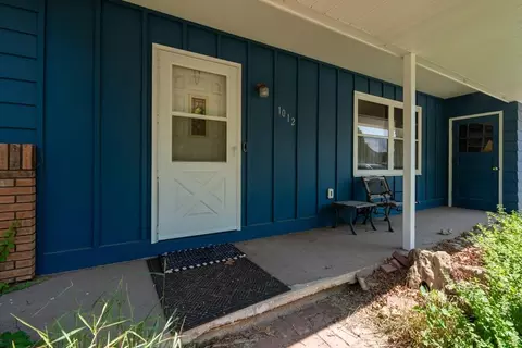 1012 Hillview Rd, Black Earth, WI 53515