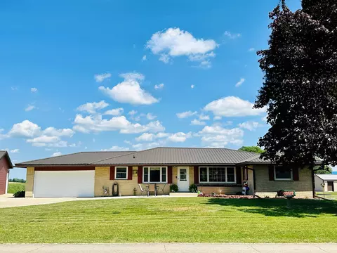 1204 31st Ave, Monroe, WI 53566