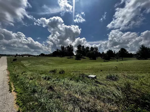 1 51 Ac View Point Dr, Monroe, WI 53566
