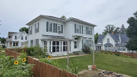 406 N Madison St, Lancaster, WI 53813