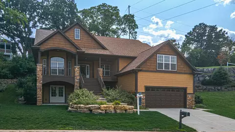 6683 S Chickahauk Trl, Middleton, WI 53562
