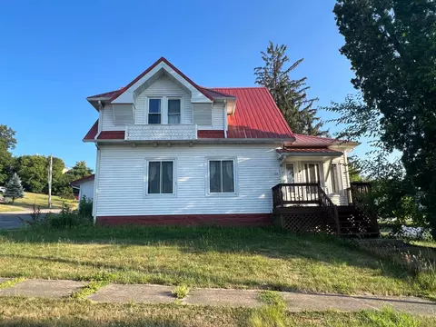 226 E Main St, Cazenovia, WI 53924