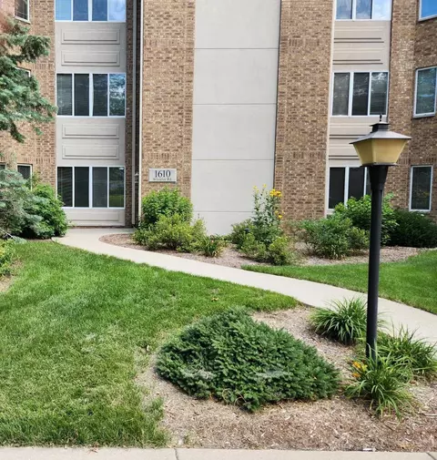 1610 Wheeler Rd #1B, Madison, WI 53704