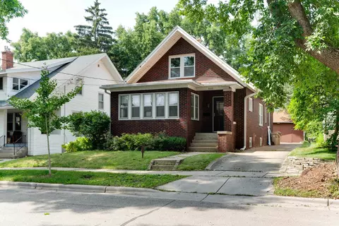 2222 Lakeland Ave, Madison, WI 53704