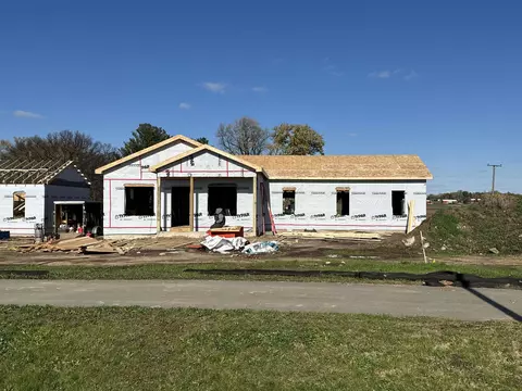 4084 Hiker Trl, Deforest, WI 53532