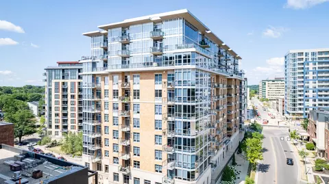 625 N Segoe Rd #706, Madison, WI 53705