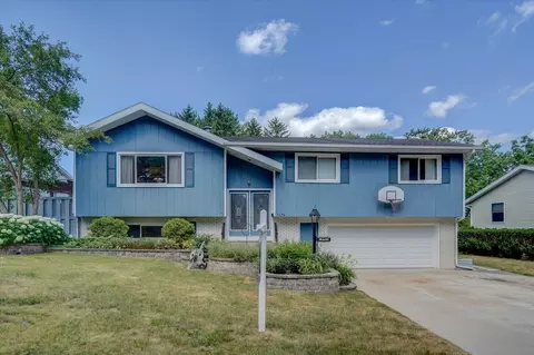 1030 Bay Ridge Rd, Madison, WI 53716