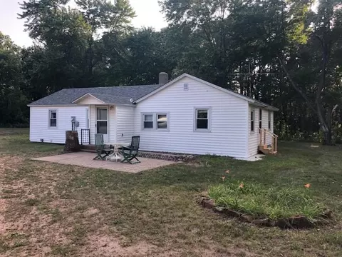 1497 Akron Dr, Nekoosa, WI 54457