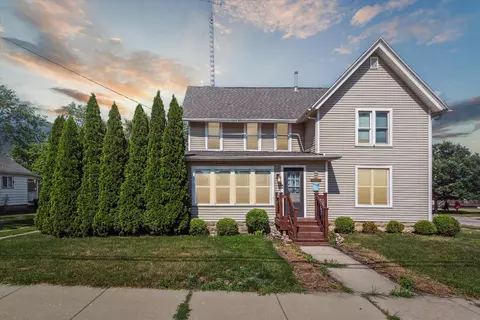 321 S Franklin St, Janesville, WI 53545