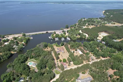 2341 W 18th Dr, Friendship, WI 53934