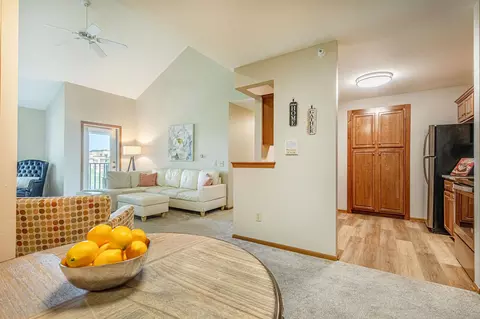 1901 Carns Dr #303, Madison, WI 53719