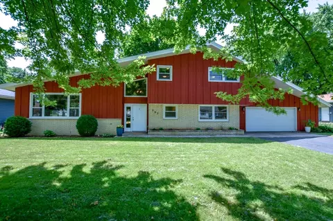 207 South St, Deforest, WI 53532