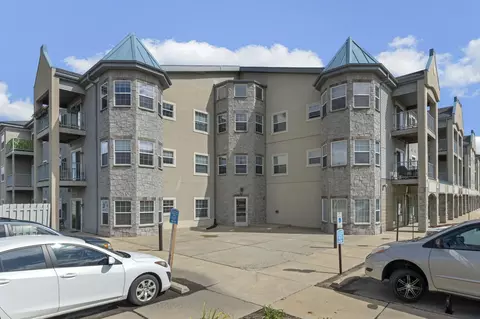 2320 Jackson St #101, Stoughton, WI 53589