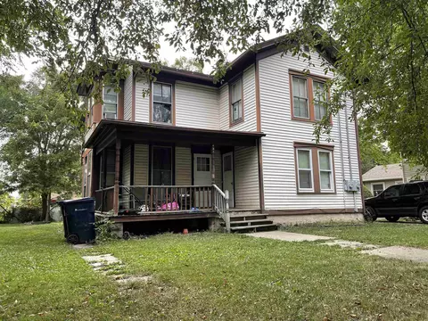 451 N Pearl St, Janesville, WI 53548