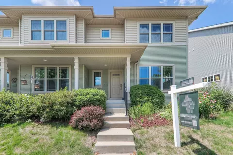 1476 Wild Iris St, Sun Prairie, WI 53590