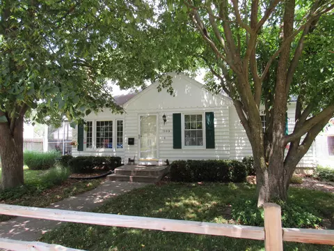 1109 Sherman Ave, Janesville, WI 53545