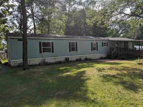 w3724 County Road C # 32, Montello, WI 53949