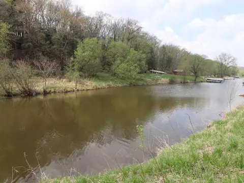L17 Woodpecker E Redstone Drive, La Valle, WI 53961