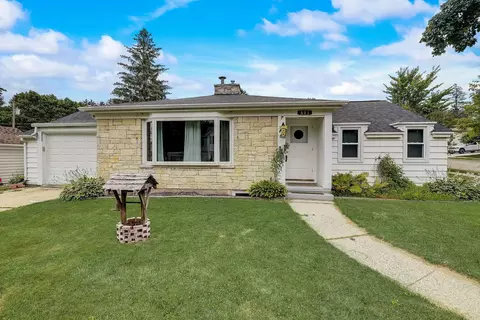 601 Mary St, Beaver Dam, WI 53916