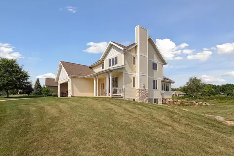 6420 Nature Valley Dr, Waunakee, WI 53597