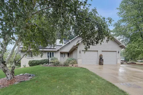743 Oak Dr, Jefferson, WI 53549
