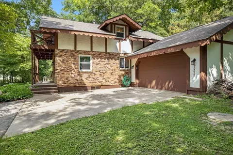 7852 Sagebrush Trl, Middleton, WI 53562