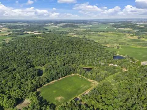 172 64 Acres Lueth Rd, Sauk City, WI 53583