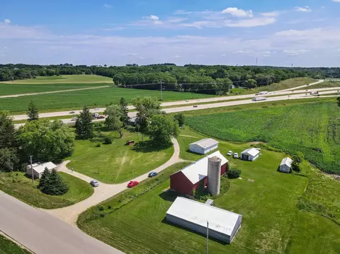 2854-2856 Williams Dr, Stoughton, WI 53589