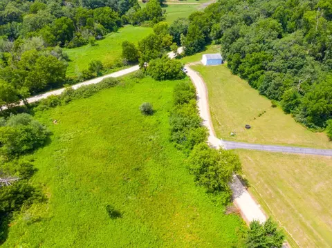 4300 Deerbrook Ln, Blanchardville, WI 53516