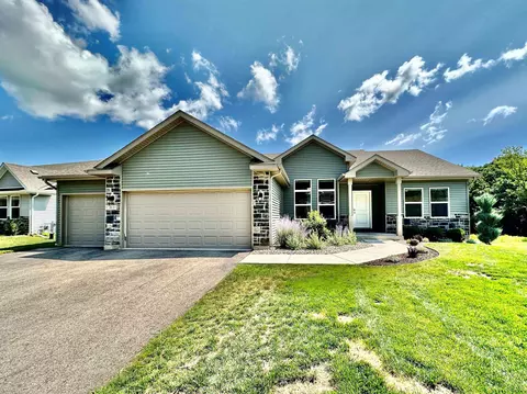 11228 N Mason Dr, Edgerton, WI 53534