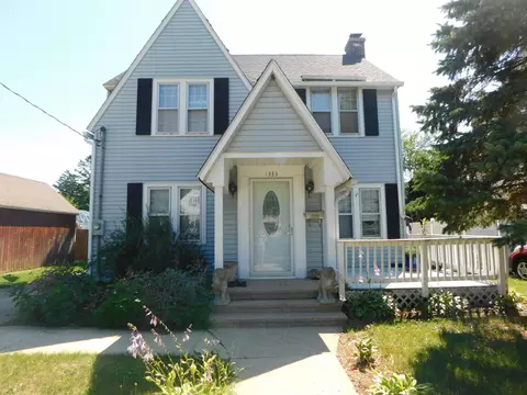 1333 8th St, Beloit, WI 53511